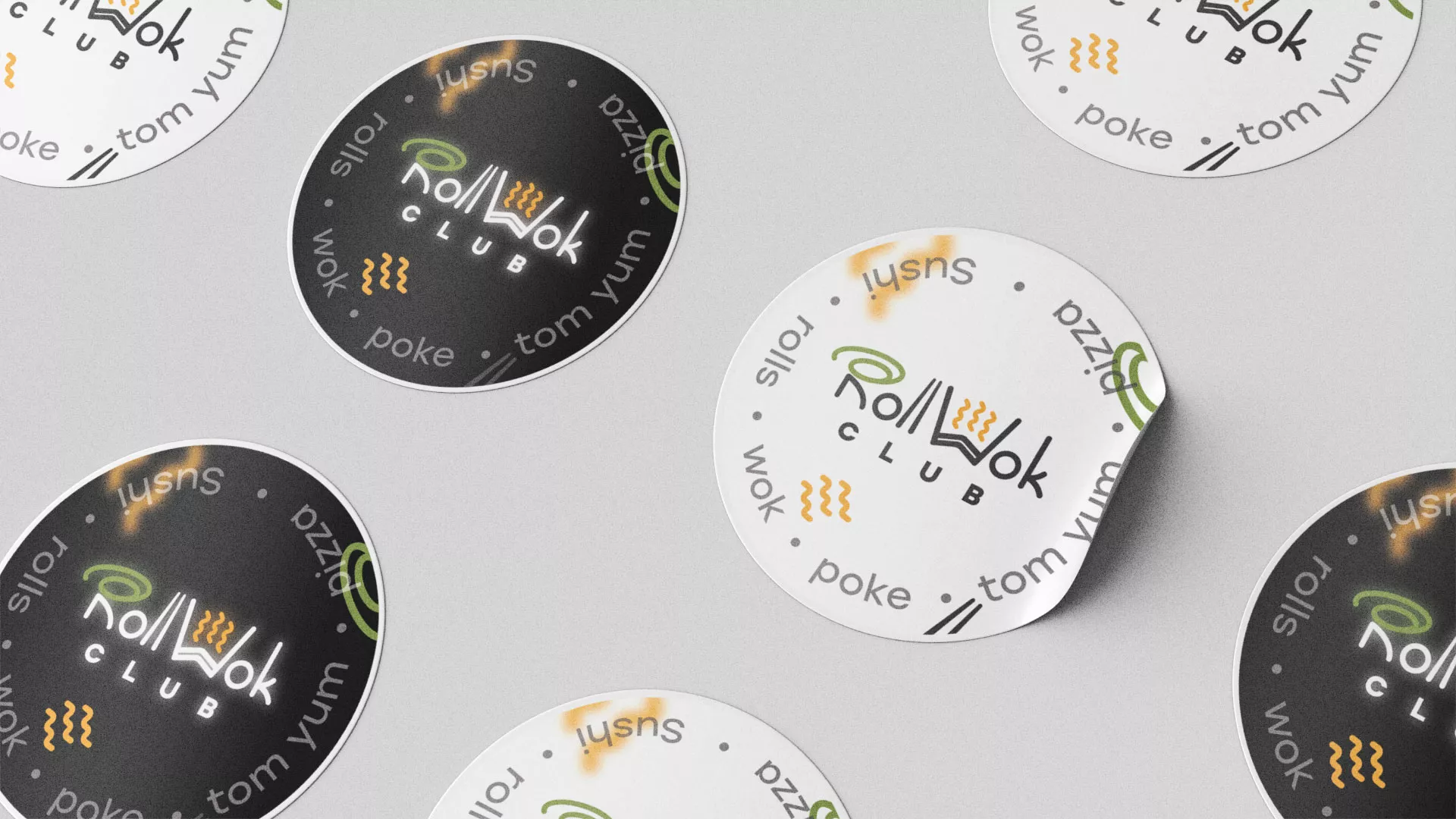 Разработка дизайна наклеек для суши-бара «Roll Wok Club» в Советске